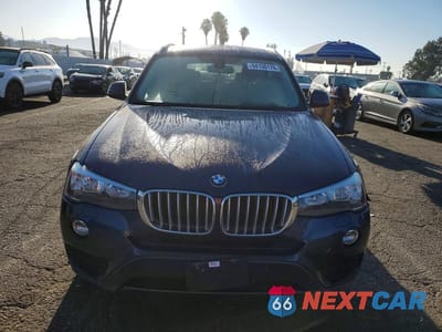 Piąte zdjęcie samochodu w środku: 2017 BMW X3 SDRIVE28I VIN:5UXWZ7C59H0V85171 - miniatura