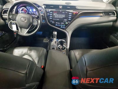 Zdjęcie 8 z 12 samochodu: 2020 TOYOTA CAMRY XLE VIN:4T1F31AKXLU012334 - miniatura