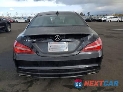 Zdjęcie 6 z 13 samochodu: 2019 MERCEDES-BENZ CLA 250 VIN:WDDSJ4EB8KN737420 - miniatura