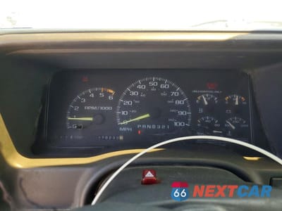 Zdjęcie 9 z 12 samochodu: 1996 CHEVROLET GMT-400 K1500 VIN:2GCEK19R2T1105719 - miniatura