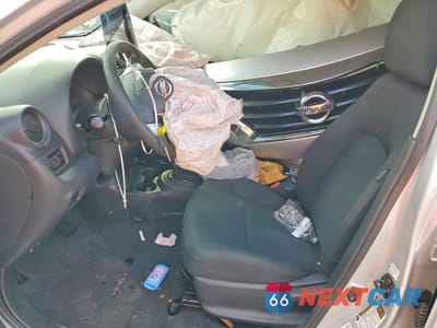 Zdjęcie 7 z 12 samochodu: 2018 NISSAN VERSA S PLUS VIN:3N1CN7AP6JL859667 - miniatura