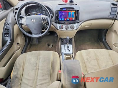 Zdjęcie 8 z 12 samochodu: 2010 HYUNDAI ELANTRA VIN:KMHDU4AD5AU831174 - miniatura