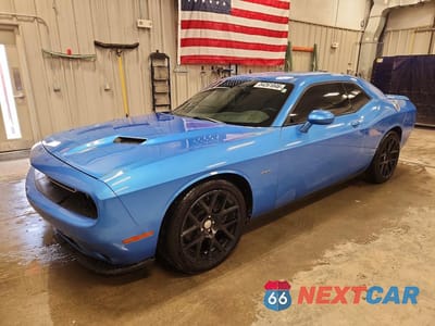 2015 DODGE CHALLENGER SXT PLUS 2C3CDZBT4FH924124 - główne zdjęcie licytacji z USA - miniatura