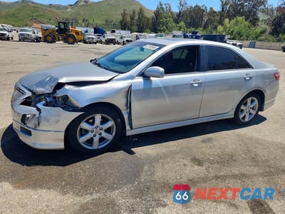2007 TOYOTA CAMRY SE 4T1BE46K67U714014 - główne zdjęcie licytacji z USA - miniatura