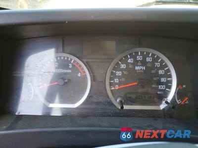Zdjęcie 9 z 13 samochodu: 2016 ISUZU NPR XD BOX TRUCK VIN:JALC4W169G7K00317 - miniatura