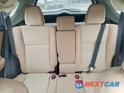 Zdjęcie 10 z 13 samochodu: 2015 TOYOTA RAV4 XLE VIN:JTMWFREV9FD060975 - miniatura