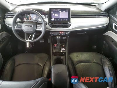 Zdjęcie 8 z 12 samochodu: 2025 JEEP COMPASS LIMITED VIN:3C4NJDCN8ST507946 - miniatura