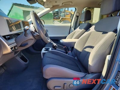 Zdjęcie 7 z 12 samochodu: 2023 HYUNDAI IONIQ 5 SE VIN:KM8KMDAFXPU153118 - miniatura