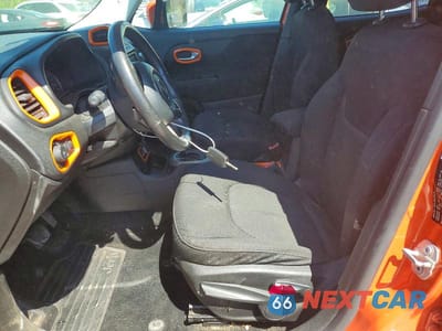 Zdjęcie 7 z 12 samochodu: 2015 JEEP RENEGADE LATITUDE VIN:ZACCJABT4FPC00793 - miniatura