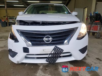 Piąte zdjęcie samochodu w środku: 2019 NISSAN VERSA SV VIN:3N1CN7AP3KL818821 - miniatura