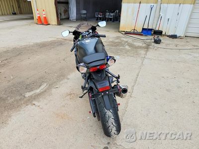 Czwarte zdjęcie samochodu z boku: 2026 SUZUKI GSX-R600 VIN:JS1GN7FA9T7100628 - miniatura