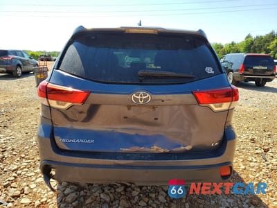 Zdjęcie 6 z 13 samochodu: 2017 TOYOTA HIGHLANDER LE PLUS VIN:5TDZZRFH5HS194094 - miniatura