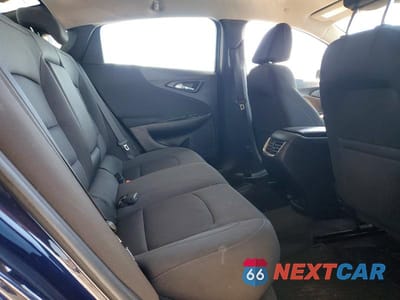 Zdjęcie 10 z 12 samochodu: 2018 CHEVROLET MALIBU LT VIN:1G1ZD5ST4JF235055 - miniatura