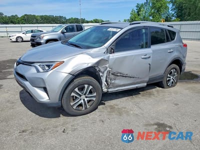 2018 TOYOTA RAV4 LE JTMZFREV7JD127319 - główne zdjęcie licytacji z USA - miniatura