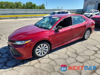 2019 TOYOTA CAMRY LE 4T1B11HK8KU747922 - główne zdjęcie licytacji z USA - miniatura