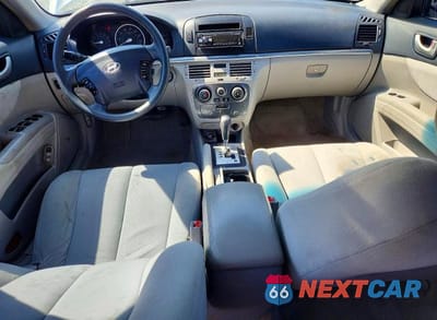 Zdjęcie 8 z 12 samochodu: 2008 HYUNDAI SONATA GLS VIN:5NPET46C38H386739 - miniatura