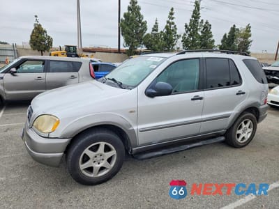 1999 MERCEDES-BENZ ML 320 4JGAB54E0XA138381 - główne zdjęcie licytacji z USA - miniatura