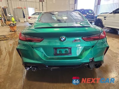 Zdjęcie 6 z 12 samochodu: 2024 BMW M8 VIN:WBSAE0C07RCP11135 - miniatura