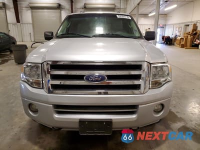 Piąte zdjęcie samochodu w środku: 2014 FORD EXPEDITION EL XLT VIN:1FMJK1J51EEF18557 - miniatura