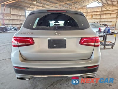 Zdjęcie 6 z 13 samochodu: 2017 MERCEDES-BENZ GLC 300 VIN:WDC0G4JB0HF141074 - miniatura
