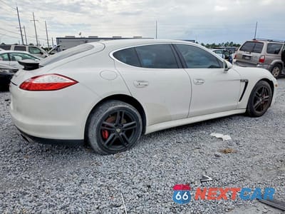 Trzecie zdjęcie samochodu z tyłu: 2010 PORSCHE PANAMERA S VIN:WP0AB2A7XAL061412 - miniatura