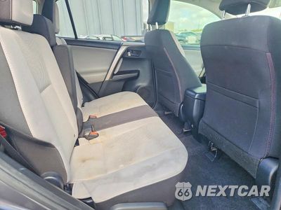 Zdjęcie 10 z 12 samochodu: 2018 TOYOTA RAV4 XLE VIN:JTMWFREV8JD132354 - miniatura