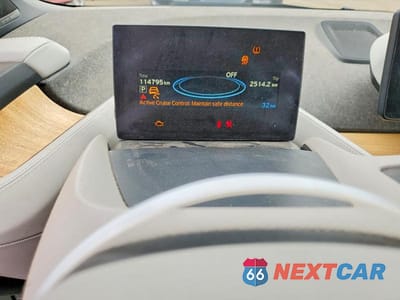 Zdjęcie 9 z 12 samochodu: 2015 BMW I3 REX VIN:WBY1Z4C52FV278384 - miniatura