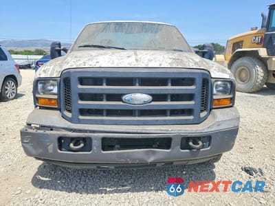 Piąte zdjęcie samochodu w środku: 2006 FORD F250 SUPER DUTY VIN:1FDNF20536EB08261 - miniatura