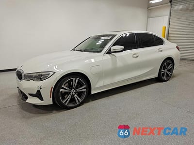 2021 BMW 330E 3MW5P7J07M8B89487 - główne zdjęcie licytacji z USA - miniatura