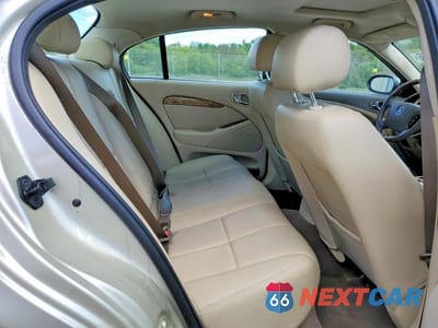 Zdjęcie 10 z 12 samochodu: 2006 JAGUAR S-TYPE 4.2 VIN:SAJWA01B46HN58498 - miniatura