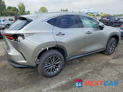 Trzecie zdjęcie samochodu z tyłu: 2026 LEXUS NX 350H PREMIUM VIN:JTJGKCEZ6T5043182 - miniatura