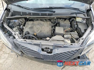 Zdjęcie 12 z 14 samochodu: 2017 TOYOTA SIENNA SE VIN:5TDXZ3DC3HS834086 - miniatura
