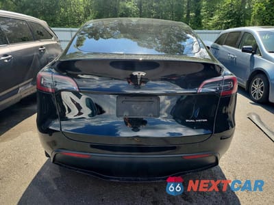 Zdjęcie 6 z 13 samochodu: 2024 TESLA MODEL Y VIN:7SAYGDEE1RF164711 - miniatura