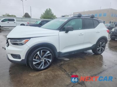 2019 VOLVO XC40 T5 R-DESIGN YV4162UM2K2152832 - główne zdjęcie licytacji z USA - miniatura