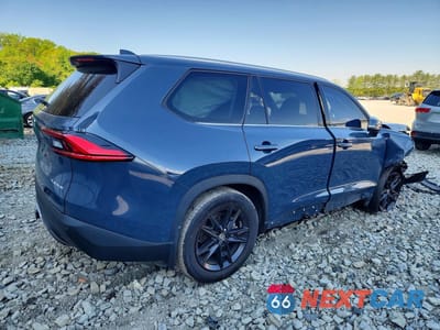 Trzecie zdjęcie samochodu z tyłu: 2024 TOYOTA GRAND HIGHLANDER PLATINUM VIN:5TDAAAB53RS033665 - miniatura