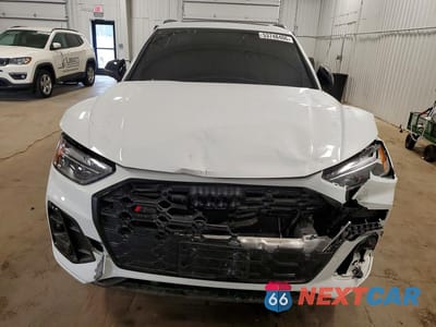 Piąte zdjęcie samochodu w środku: 2022 AUDI SQ5 PREMIUM PLUS VIN:WA1B4AFY3N2134961 - miniatura