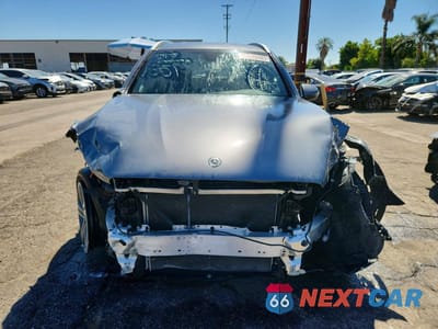 Piąte zdjęcie samochodu w środku: 2018 MERCEDES-BENZ GLC 300 4MATIC VIN:WDC0G4KB1JV092929 - miniatura