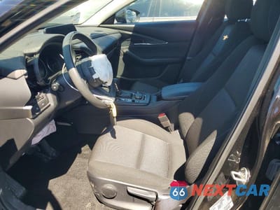 Zdjęcie 7 z 13 samochodu: 2024 MAZDA CX-30 VIN:3MVDMBAM6RM639673 - miniatura