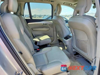 Zdjęcie 11 z 13 samochodu: 2016 VOLVO XC90 T6 VIN:YV4A22PK5G1039783 - miniatura