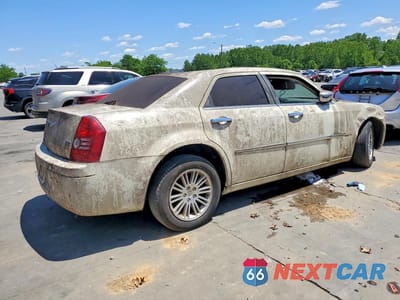Trzecie zdjęcie samochodu z tyłu: 2010 CHRYSLER 300 VIN:2C3CA5CV0AH309063 - miniatura