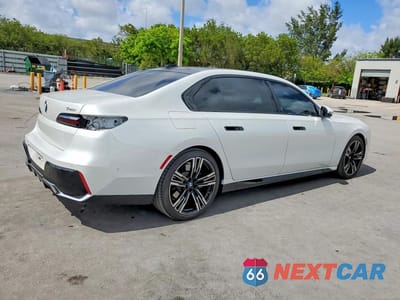 Trzecie zdjęcie samochodu z tyłu: 2024 BMW 740 I VIN:WBA23EH02RCS46008 - miniatura