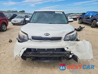 Piąte zdjęcie samochodu w środku: 2016 KIA SOUL BASE VIN:KNDJN2A28G7250864 - miniatura