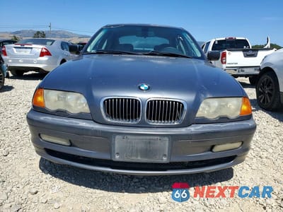 Piąte zdjęcie samochodu w środku: 2001 BMW 330 I VIN:WBAAV534X1FK46020 - miniatura