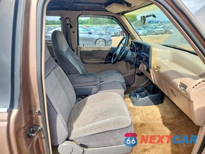 Zdjęcie 10 z 12 samochodu: 1994 MAZDA B4000 CAB PLUS VIN:4F4CR16X3RTM08587 - miniatura