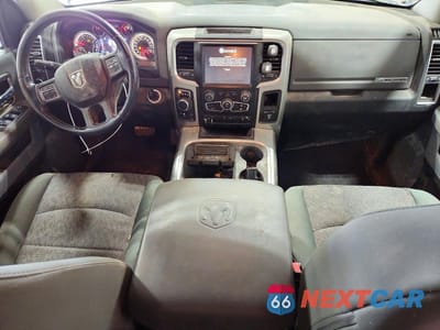 Zdjęcie 8 z 12 samochodu: 2016 RAM 1500 SLT VIN:3C6RR7LT5GG195098 - miniatura