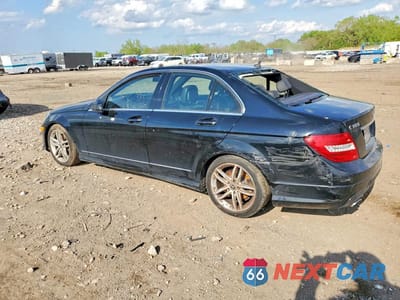 Drugie zdjęcie samochodu z przodu: 2012 MERCEDES-BENZ C 300 4MATIC VIN:WDDGF8BB1CA708689 - miniatura