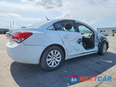 Trzecie zdjęcie samochodu z tyłu: 2011 CHEVROLET CRUZE LS VIN:1G1PC5SH8B7101537 - miniatura