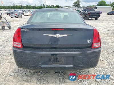 Zdjęcie 6 z 12 samochodu: 2010 CHRYSLER 300 S VIN:2C3CA2CV8AH266297 - miniatura