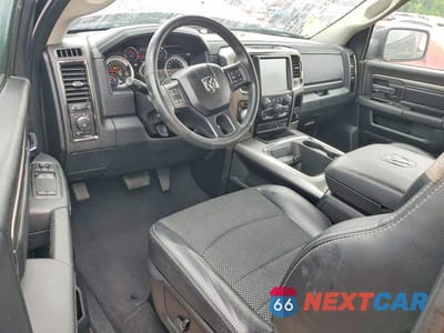 Zdjęcie 8 z 13 samochodu: 2016 RAM 1500 SPORT VIN:3C6JR7CTXGG278118 - miniatura