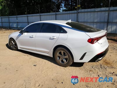 Drugie zdjęcie samochodu z przodu: 2021 KIA K5 LXS VIN:5XXG14J21MG054737 - miniatura